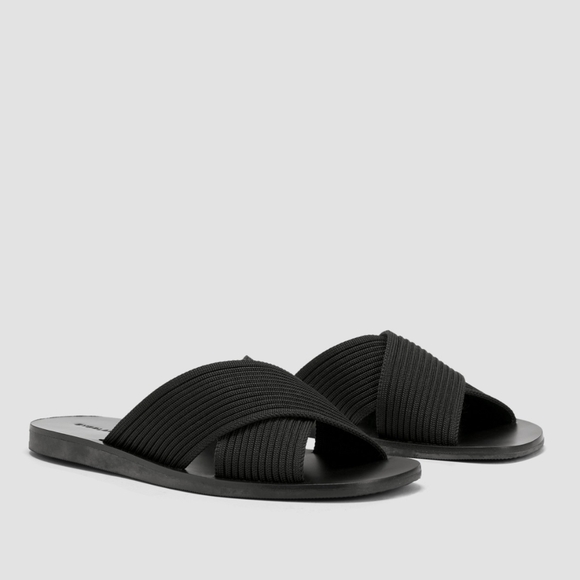 Everlane Shoes - NWOT Everlane The Day Crossover Sandal Size 5.5